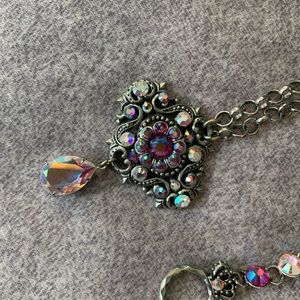 Swarovski crystal necklace and bracket set